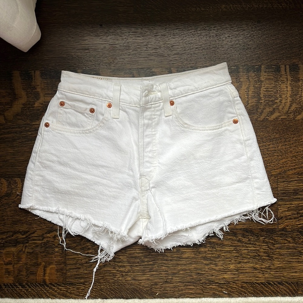 Levi’s 501 jean shorts
